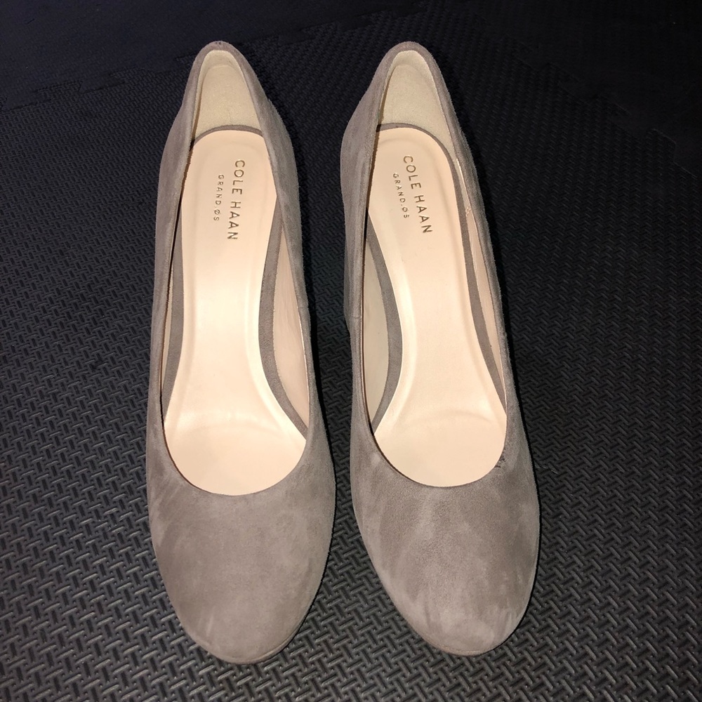 Cole Haan Suede pumps